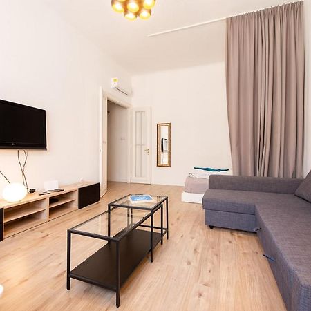 Budapest4U - New Apt In The Central Of Budapest Exterior photo
