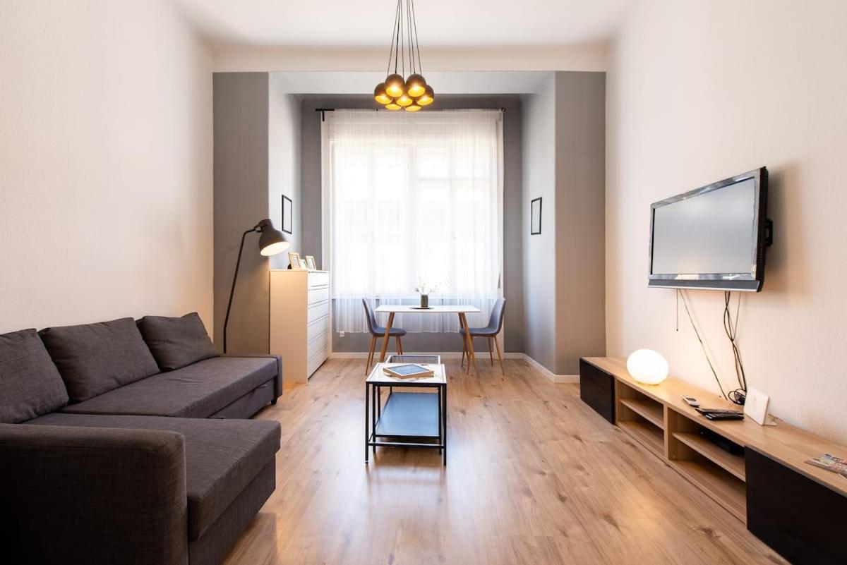 Budapest4U - New Apt In The Central Of Budapest Exterior photo